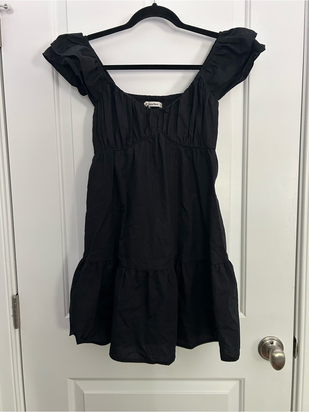 Abercrombie Black Flutter Sleeve Tiered Babydoll Mini Dress - Picture 2 of 6